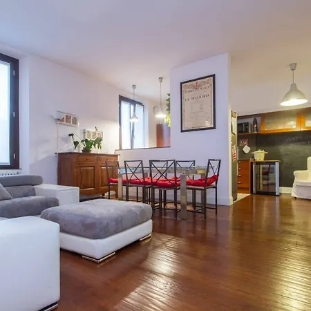 شقة Amazing & Spacious Apt In Centrale